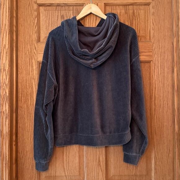 ABERCROMBIE & FITCH Ribbed Velour Hoodie - Picture 9 of 9